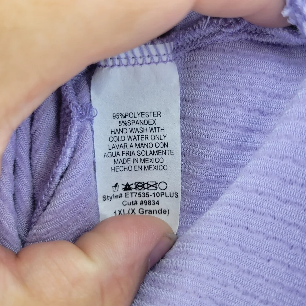 Women's Lavender Ruffle Sleeve Knit Top - Picture 3 of 4